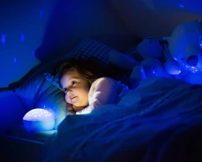 Quelle veilleuse LED choisir pour une chambre d'enfant