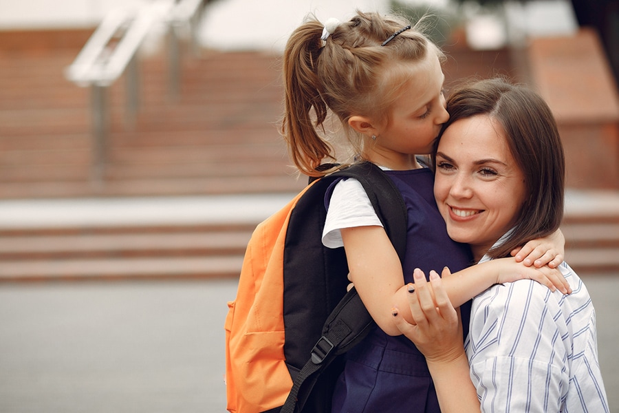 Puis-je arriver en retard au travail pour accompagner mon enfant lors de la rentrée scolaire