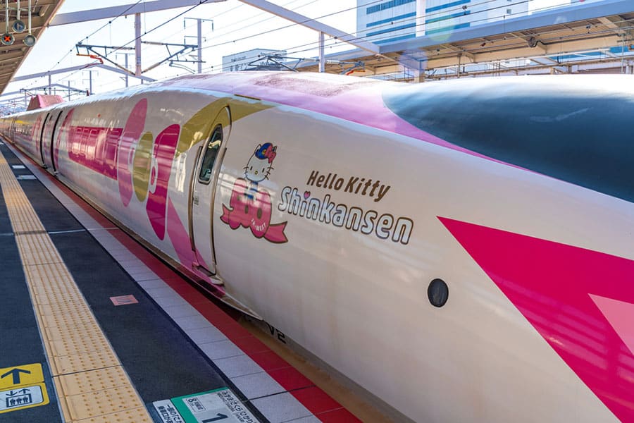 train Hello Kitty Japon